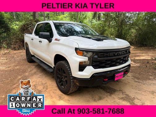 Summit White 2023 Chevrolet Silverado 1500 Custom Trail Boss