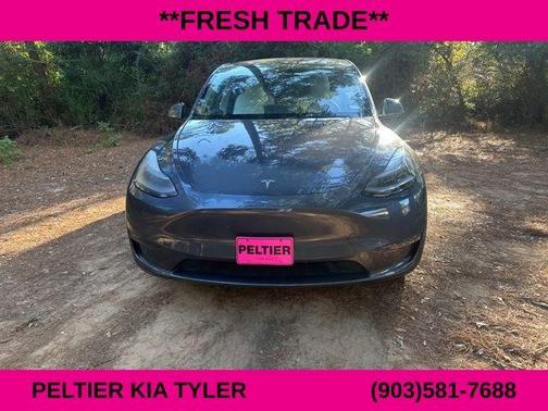 2023 Tesla Model Y Base