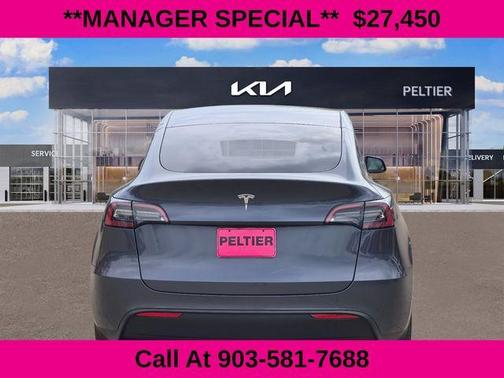 2023 Tesla Model Y Base