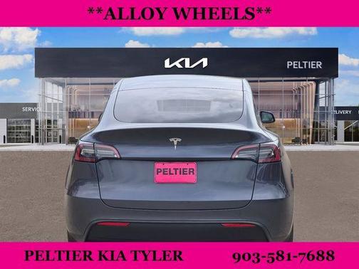 2023 Tesla Model Y Base