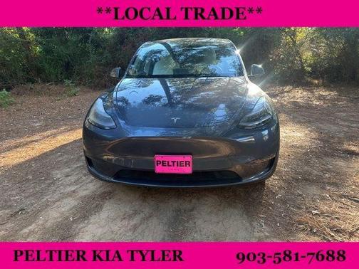 2023 Tesla Model Y Base