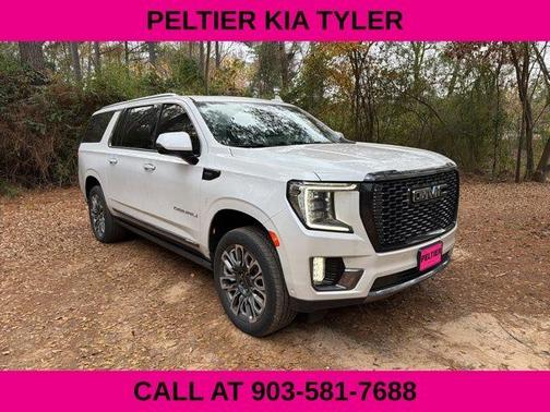 2023 GMC Yukon XL Denali Ultimate