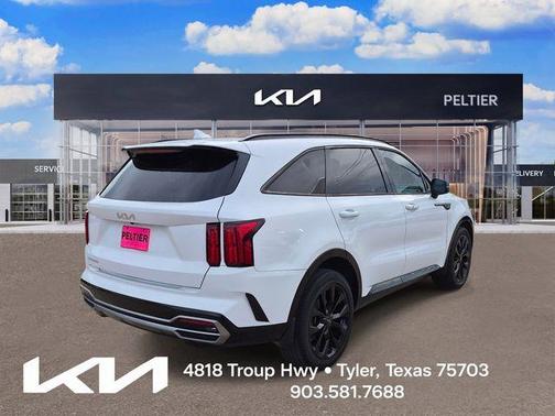Glacial White Pearl 2023 Kia Sorento SX