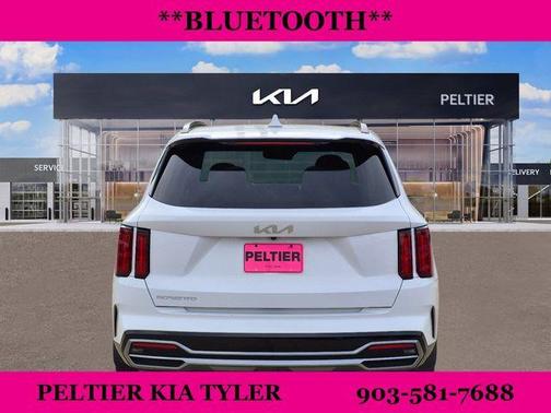 Glacial White Pearl 2023 Kia Sorento SX