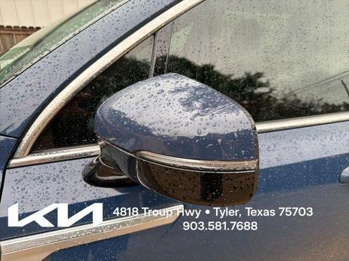 Midnight Black 2024 Kia Sorento S