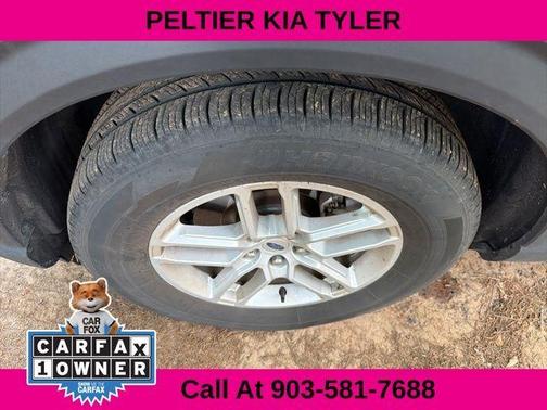 Space White Metallic 2025 Ford Explorer Active