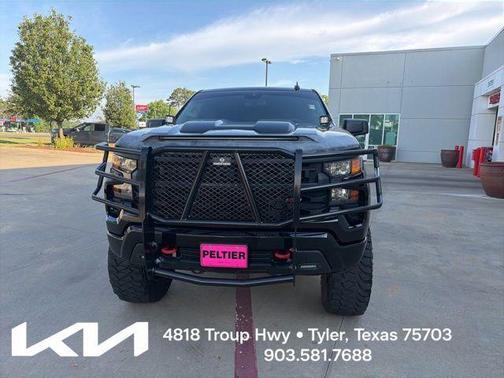 Black 2022 Chevrolet Silverado 1500 Custom Trail Boss