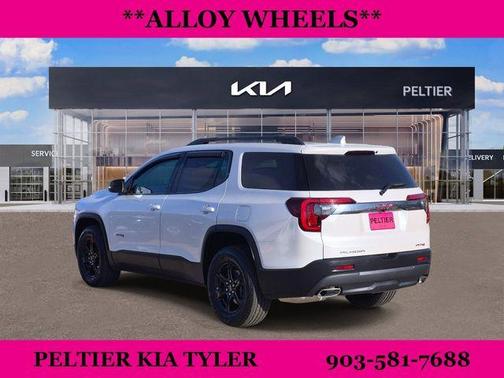 White Frost Tri-Coat 2021 GMC Acadia AT4