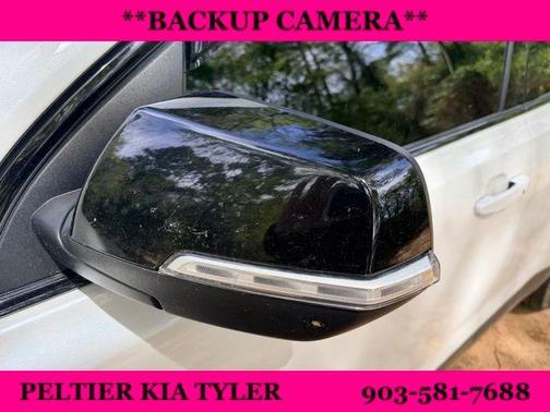 White Frost Tri-Coat 2021 GMC Acadia AT4