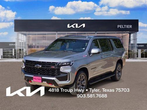 Sterling Gray Metallic 2023 Chevrolet Suburban Z71