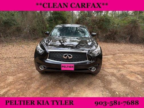 2017 INFINITI QX70 Base