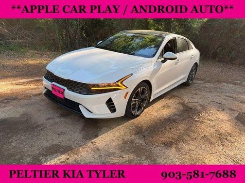 Glacial White Pearl 2022 Kia K5 EX