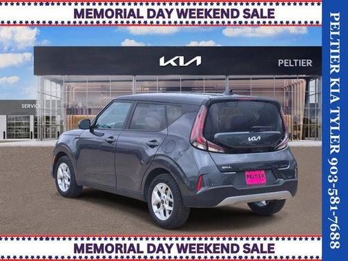 Gravity Gray 2024 Kia Soul LX