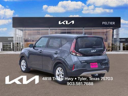 Gravity Gray 2024 Kia Soul LX