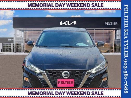 Black 2019 Nissan Altima 2.5 SR