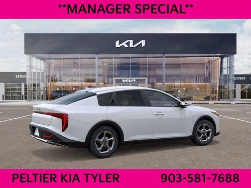 Snow White Pearl 2026 Kia K4 LXS