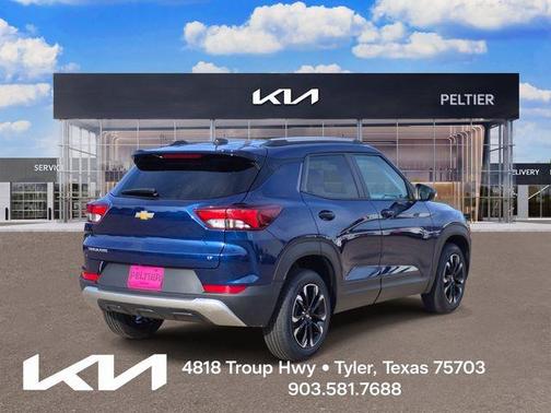 Blue Glow Metallic 2022 Chevrolet Trailblazer LT