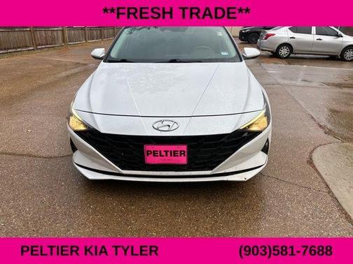 2021 Hyundai ELANTRA SE