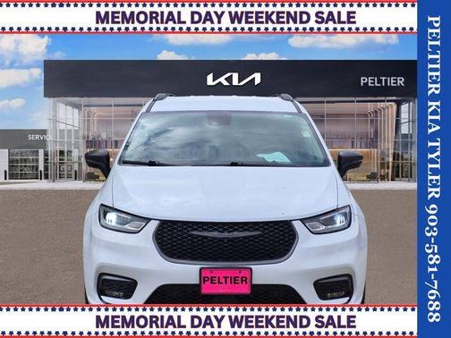 Bright White Clearcoat 2023 Chrysler Pacifica Touring-L