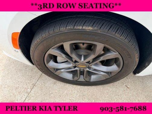 Bright White Clearcoat 2023 Chrysler Pacifica Touring-L