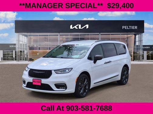 Bright White Clearcoat 2023 Chrysler Pacifica Touring-L