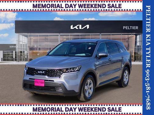 Everlasting Silver 2023 Kia Sorento LX
