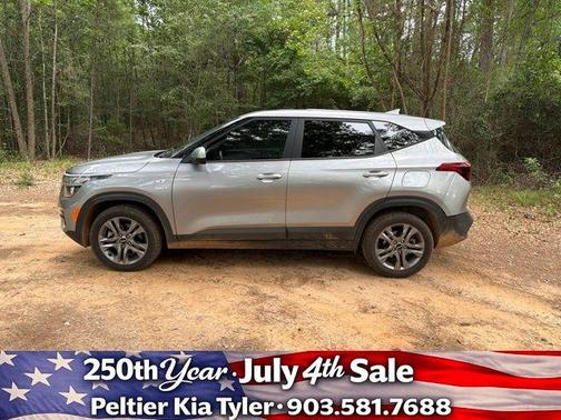 Steel Gray 2022 Kia Seltos LX