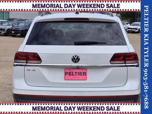 Pure White 2021 Volkswagen Atlas 3.6 V6 SE w/ Technology