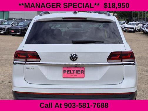 Pure White 2021 Volkswagen Atlas 3.6 V6 SE w/ Technology