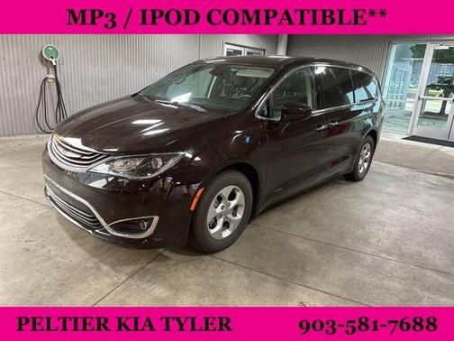 2018 Chrysler Pacifica Hybrid Touring Plus