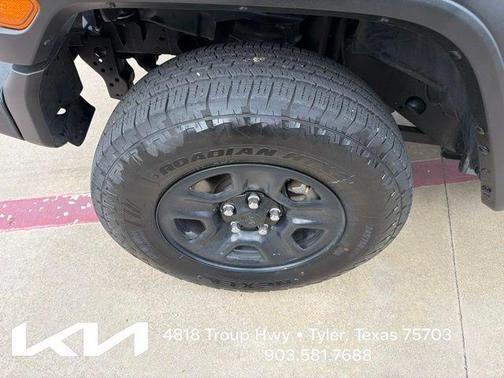 Anvil Clearcoat 2024 Jeep Wrangler Sport