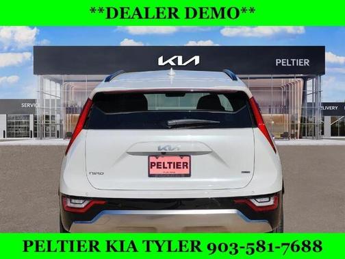 2023 Kia Niro SX Touring