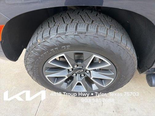 Dark Ash Metallic 2023 Chevrolet Tahoe Z71