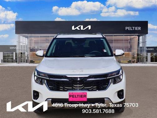 Snow White Pearl 2024 Kia Seltos EX