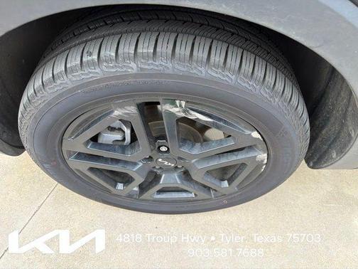 Ebony Black 2024 Kia Telluride EX X-Line
