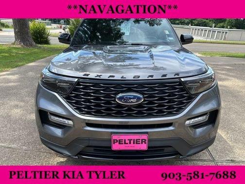 2022 Ford Explorer ST-Line