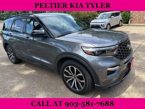 2022 Ford Explorer ST-Line