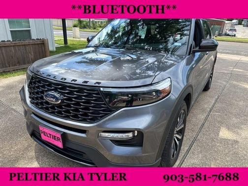 2022 Ford Explorer ST-Line