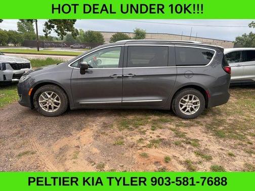 Granite Crystal Clearcoat Metallic 2020 Chrysler Pacifica Touring-L