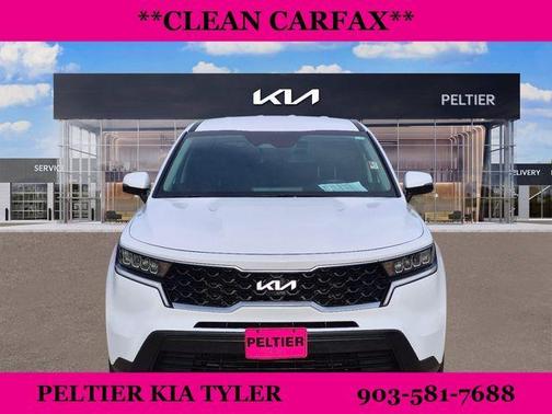 Glacial White Pearl 2023 Kia Sorento LX
