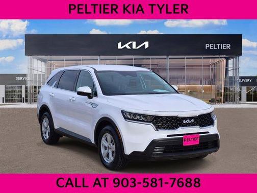 Glacial White Pearl 2023 Kia Sorento LX