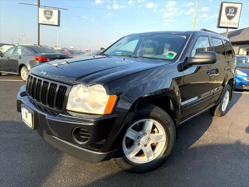 2005 Jeep Grand Cherokee Laredo