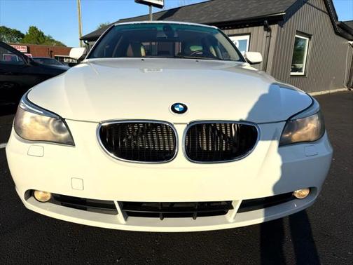 2006 BMW 525 525i