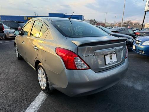 2013 Nissan Versa 1.6 S