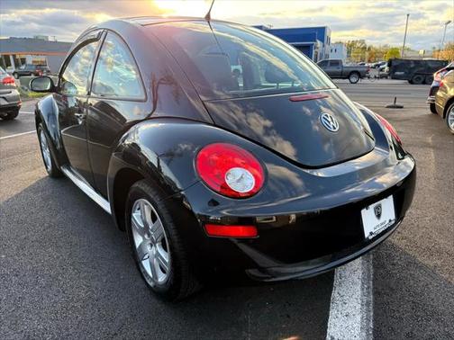 2007 Volkswagen New Beetle 2.5
