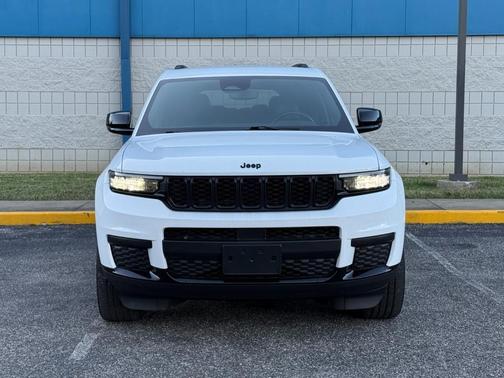 2022 Jeep Grand Cherokee L Altitude