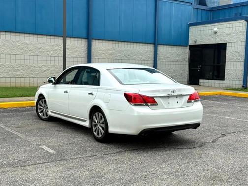 2011 Toyota Avalon Limited