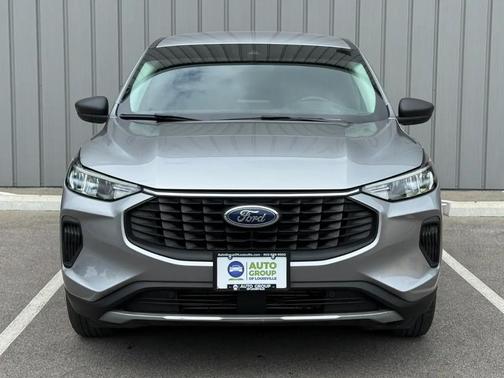 Iconic Silver Metallic 2024 Ford Escape Active