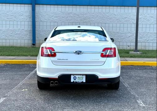 2011 Ford Taurus Limited
