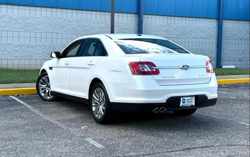 2011 Ford Taurus Limited